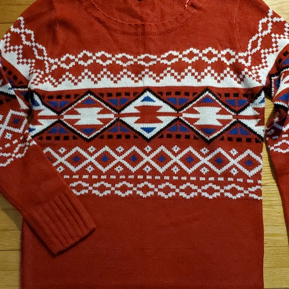 New Christmas Sweater - Picture 2 of 5